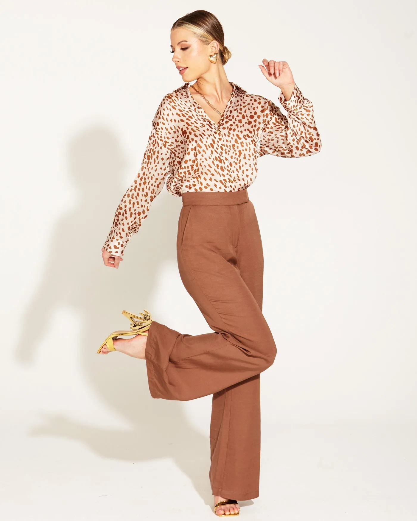 Fate   Becker True to Life Shirt - Giraffe Print